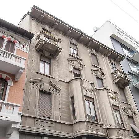 Vela Maison Milan