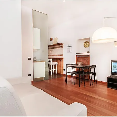 Vela Maison 公寓 *